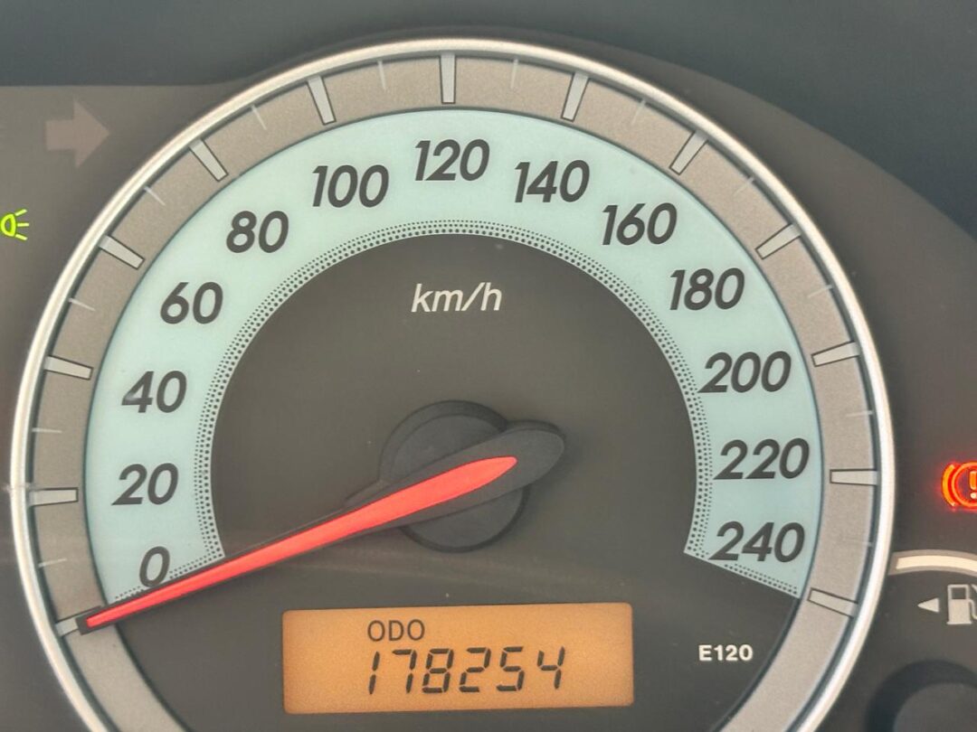 Toyota Corolla 2012 1.6L OPORTUNIDAD - Imagen 16