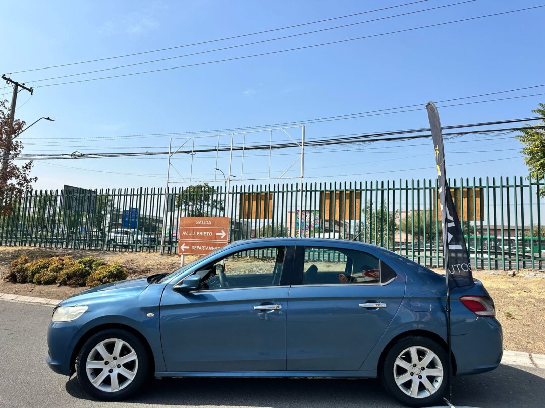 Peugeot 301 Diesel 2013 IMPECABLE - Imagen 5