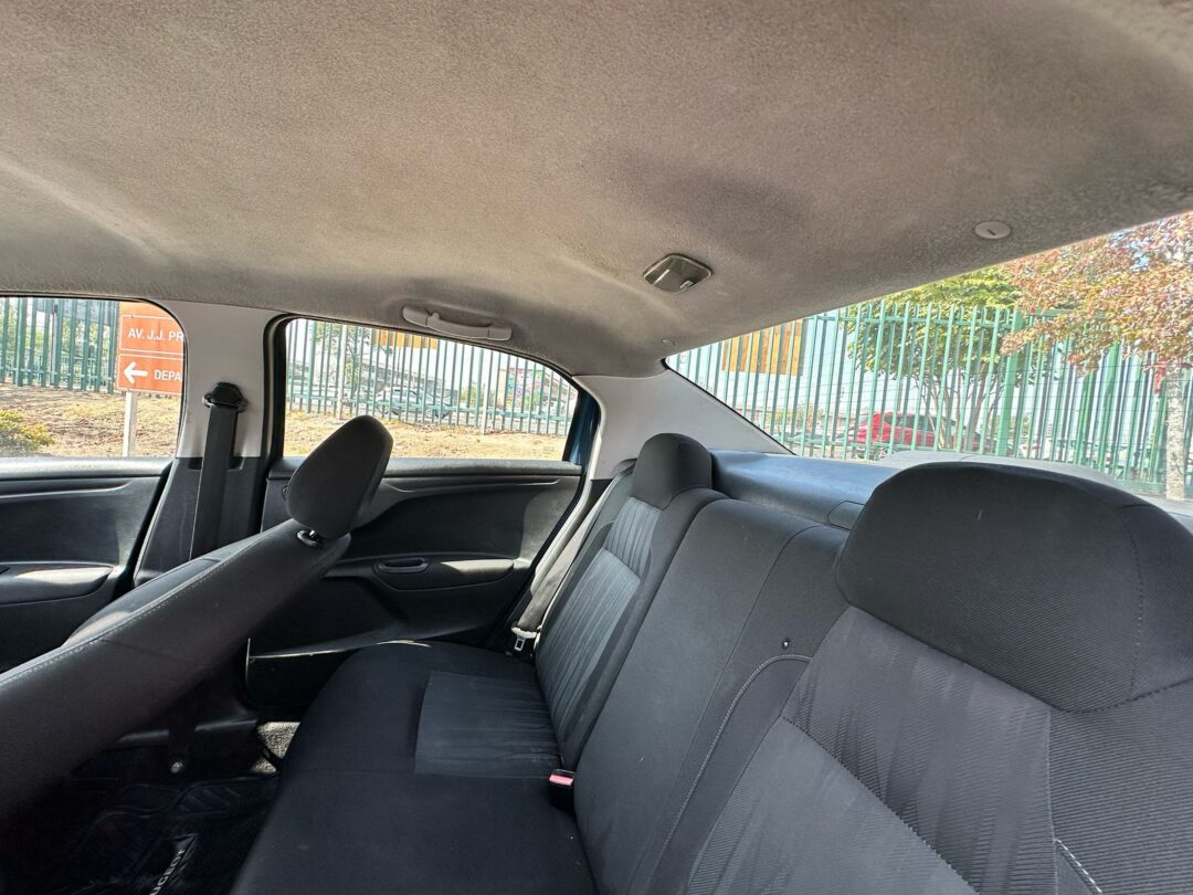 Peugeot 301 Diesel 2013 IMPECABLE - Imagen 8