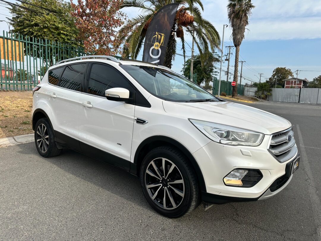 Ford Escape 2019 2.0L 4x4 TOP DE LINEA - Imagen 8
