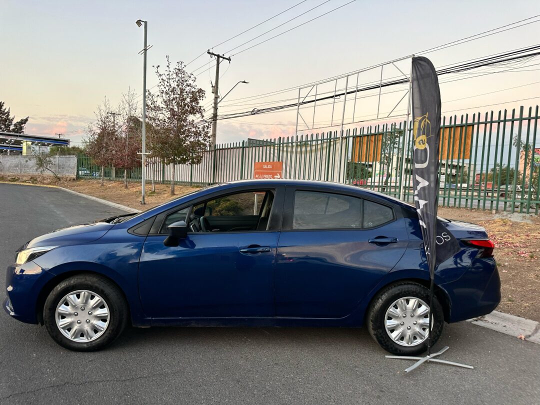 Nissan Versa 1.6L 2023 Prenda - Imagen 4