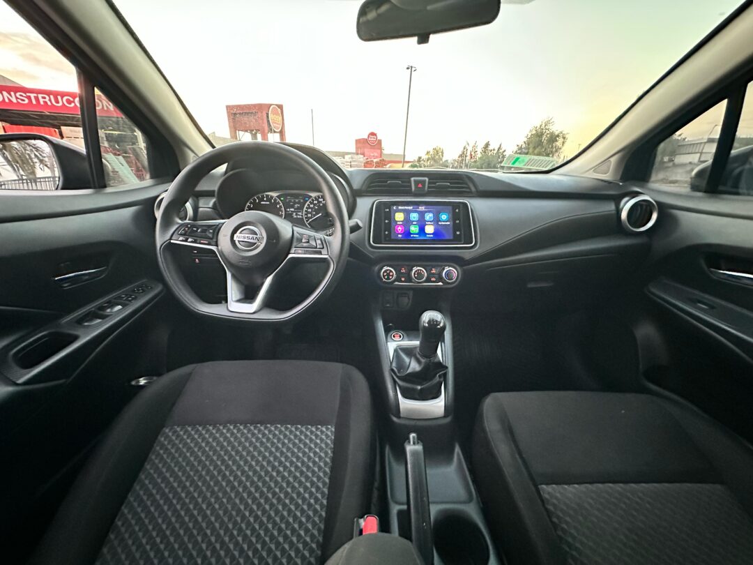 Nissan Versa 1.6L 2023 Prenda - Imagen 10