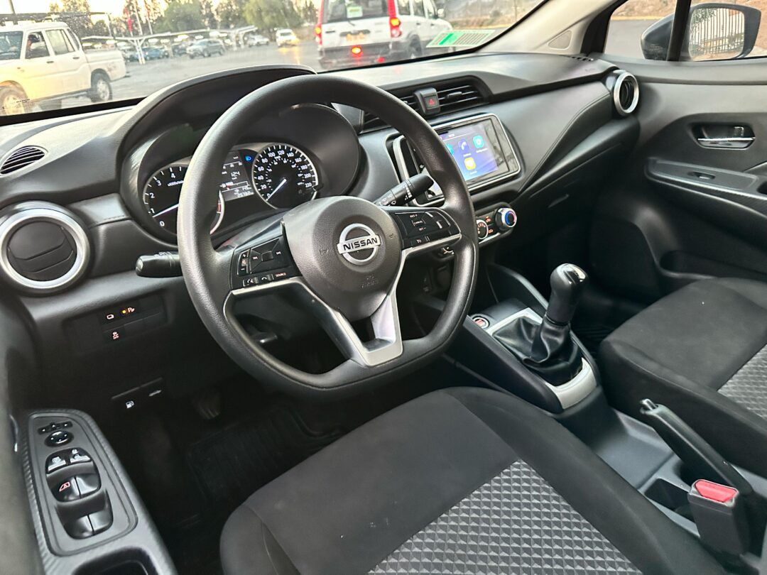 Nissan Versa 1.6L 2023 Prenda - Imagen 12
