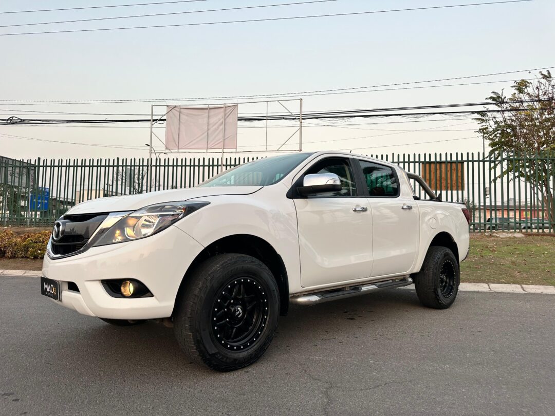 Mazda Bt-50 2021 At. 4x4 UNICO DUEÑO - Imagen 2