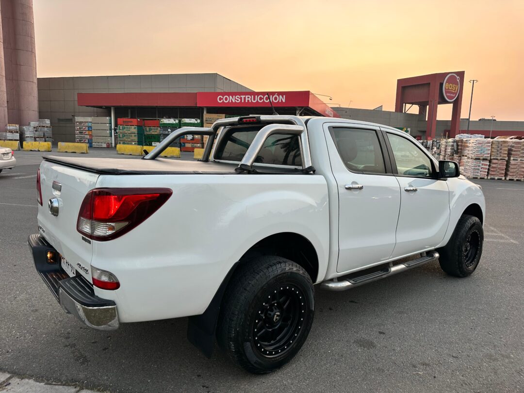 Mazda Bt-50 2021 At. 4x4 UNICO DUEÑO - Imagen 6