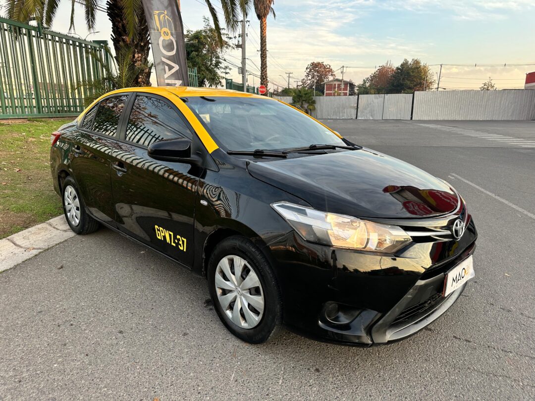 Toyota Yaris 2017 Taxi AUTOMATICO
