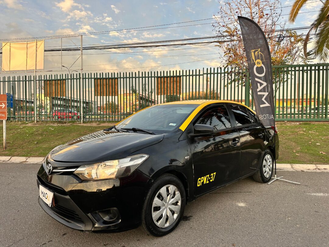 Toyota Yaris 2017 Taxi AUTOMATICO - Imagen 9