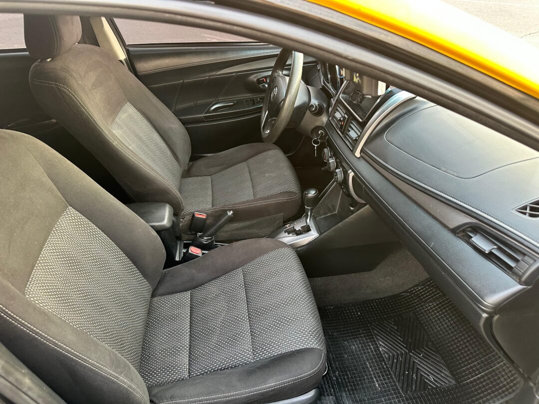 Toyota Yaris 2017 Taxi AUTOMATICO - Imagen 11