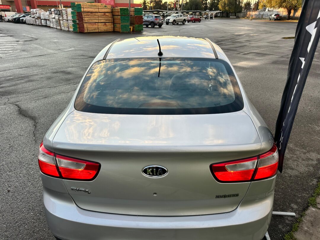 Kia Rio 4 2012 Full Equipo - Imagen 5