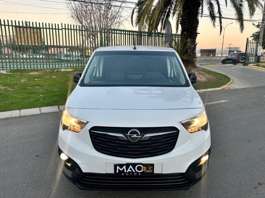 Opel Combo 2023 1.6L NUEVA - Imagen 2
