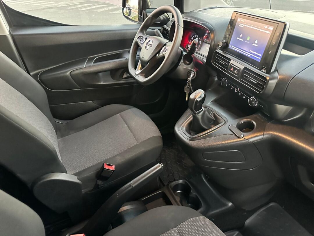 Opel Combo 2023 1.6L NUEVA - Imagen 16