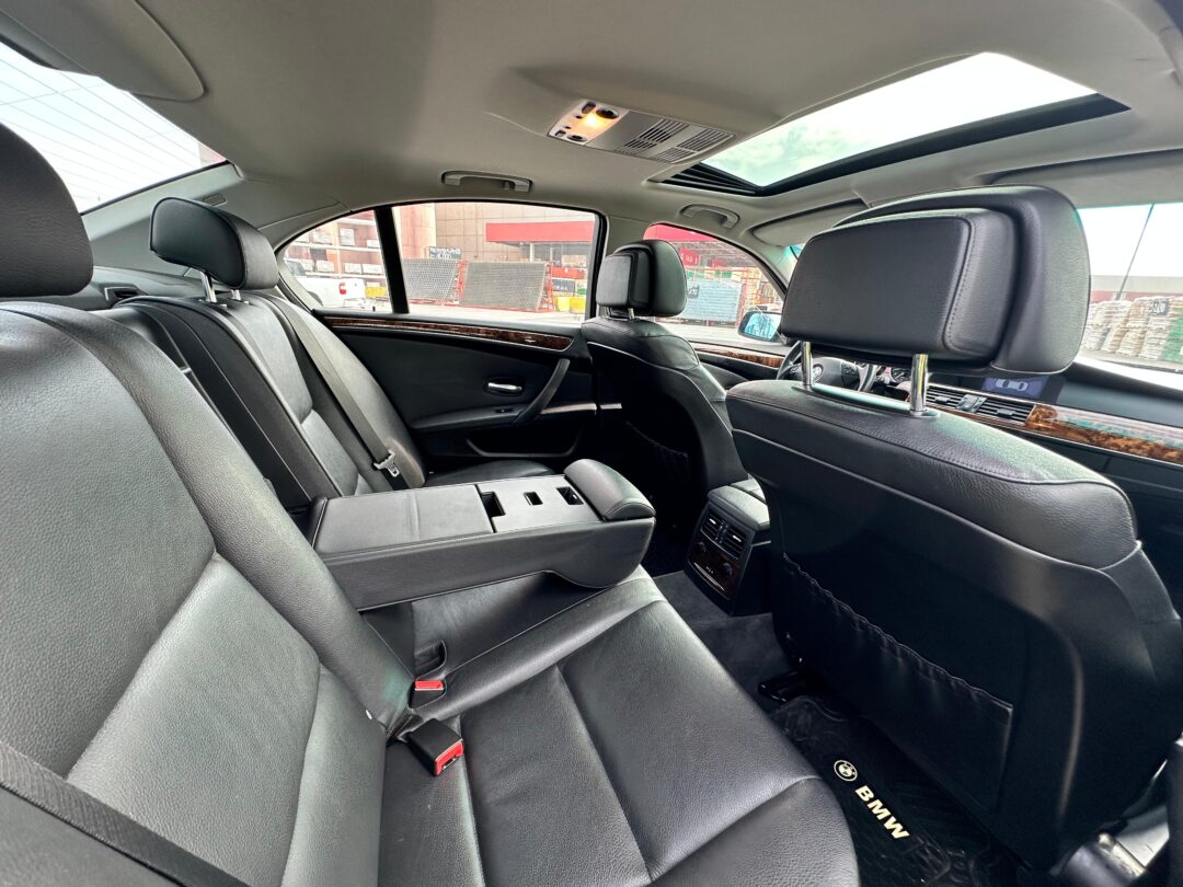 Bmw 525i 2009 SEMI NUEVO - Imagen 14